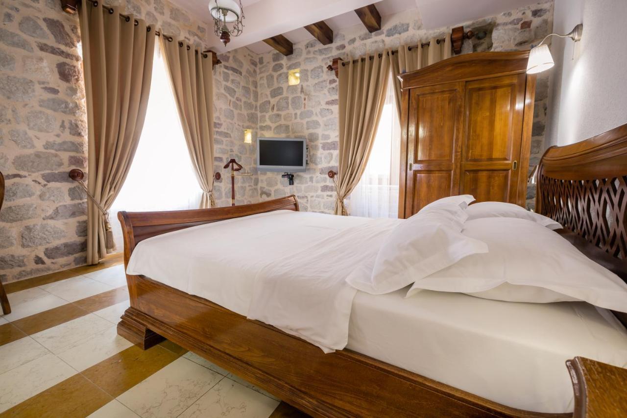 Hotel Villa Duomo Kotor Exterior photo