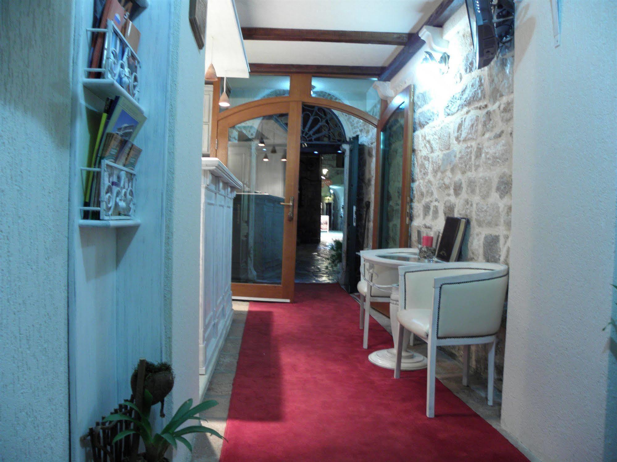 Hotel Villa Duomo Kotor Exterior photo